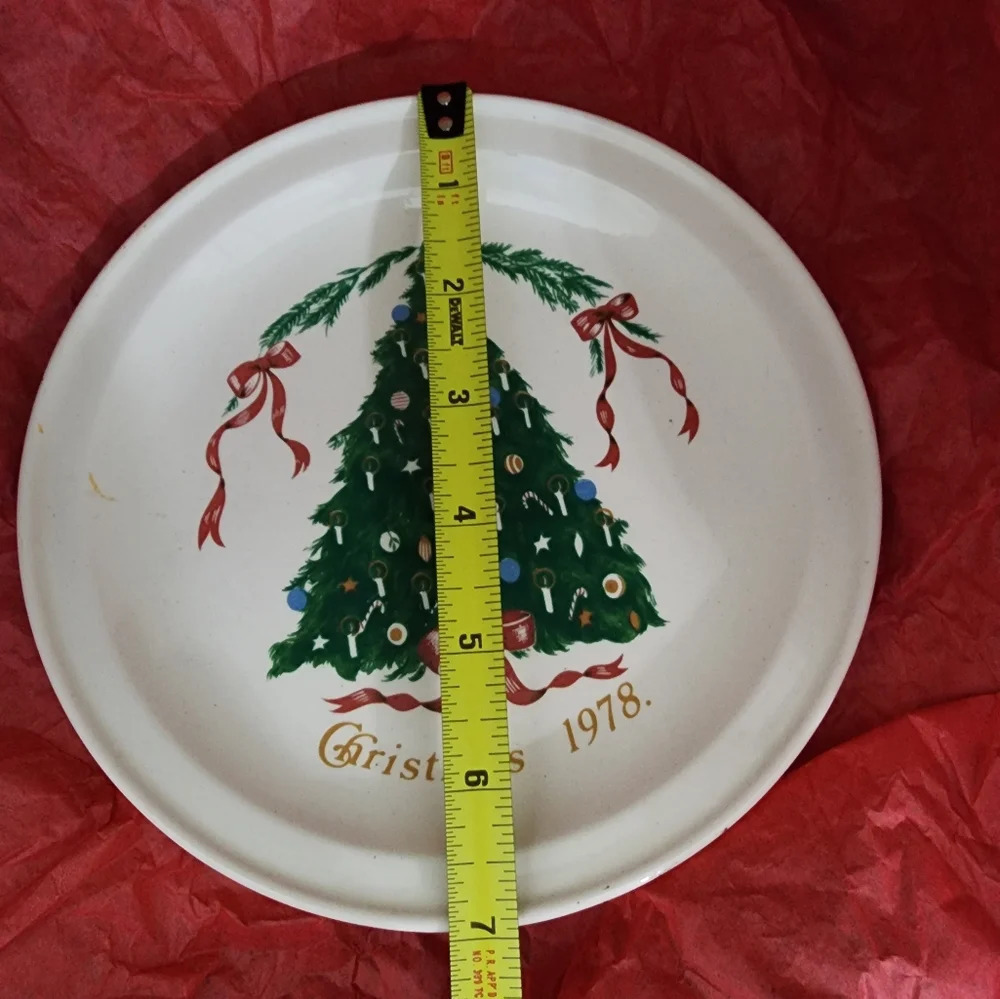 π² π½ Lillian Vernon 1978 Christmas Ceramic plate - Picture 2 of 5